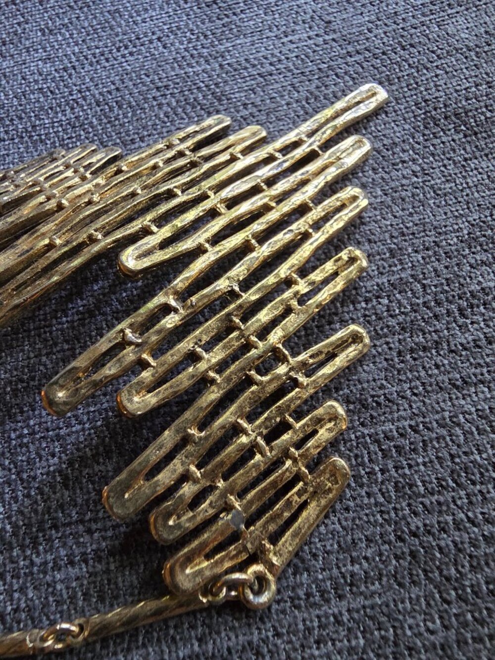 Vintage sculptural brutalist gold tone bib necklace MCM - Picture 9 of 12